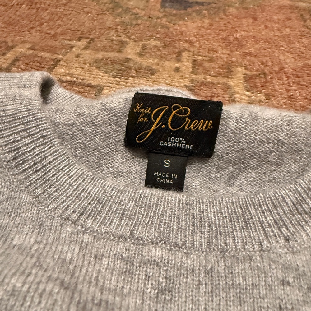 New J Crew midweight Cashmere Crewneck Gray Small sweater pullover